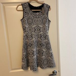 Romeo + Juliet Couture Dress Size S NWT